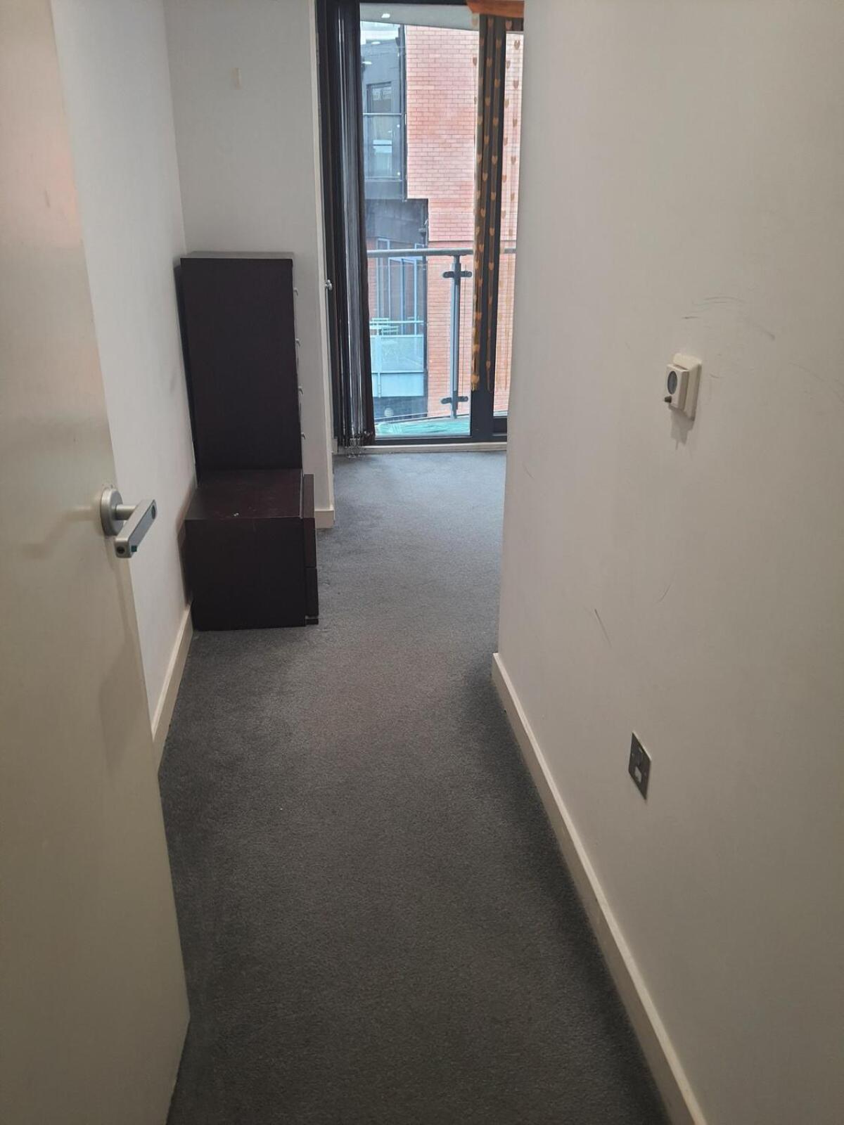 Apartment Ensuite Room In Canary Wharf Top-Floor Apartment